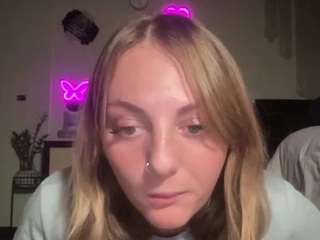 missgwen9 nude in hot sex Live chat