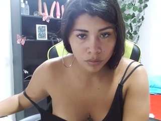 pocajontas990724 nude in hot sex Live chat