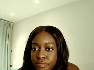 QueenoftheWeb nude in hot sex Live chat