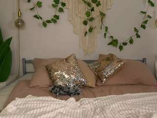 santanika nude in hot sex Live chat