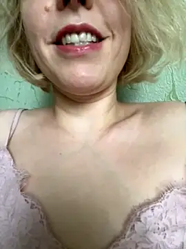 Yourdirtybitch nude live chat in sexy room