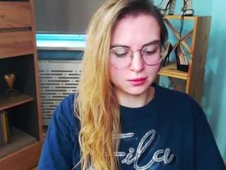 ZoeyFancy nude in hot sex Live chat