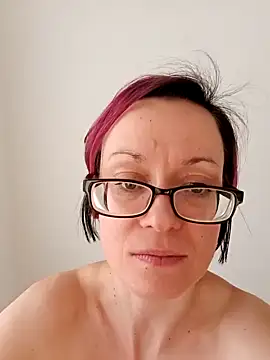Anastasia-Kahtleen nude live chat in sexy room