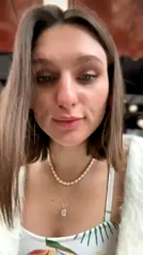 ArtistAnn nude live chat in sexy room