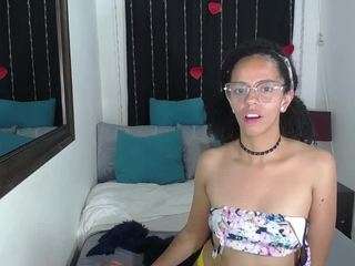 brunette-xgirl nude in hot sex Live chat
