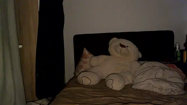 Cecelulu nude live chat in sexy room