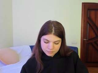 EmiliaMarloww nude in hot sex Live chat