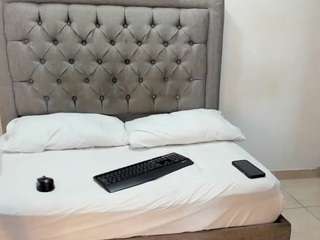 emma-sweetsex nude in hot sex Live chat