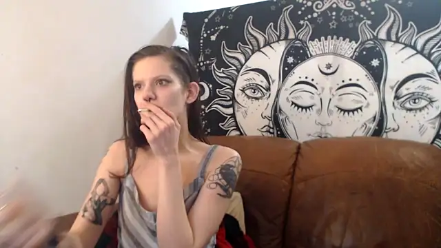 GoddessMorrigan nude live chat in sexy room
