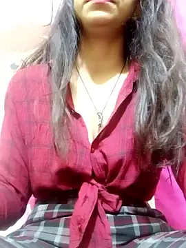Indian-Simran nude live chat in sexy room