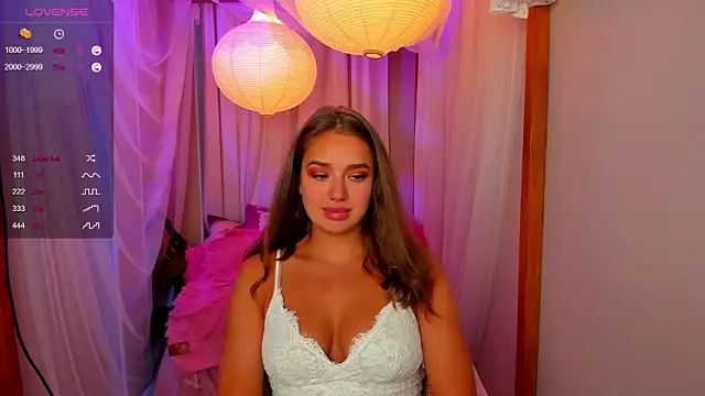 LovelyJessie nude live chat in sexy room