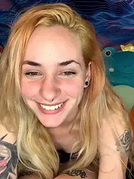 PrincessEmilia nude live chat in sexy room