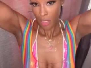 rainbowizjuicy nude in hot sex Live chat