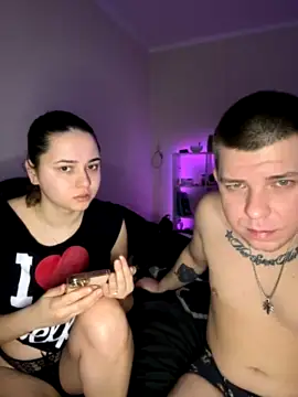 SexperienceOne nude live chat in sexy room