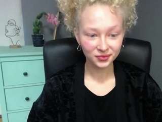 SusanPerfect nude in hot sex Live chat