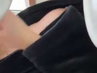valeriacer nude in hot sex Live chat