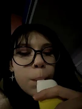 Young_princesss nude live chat in sexy room