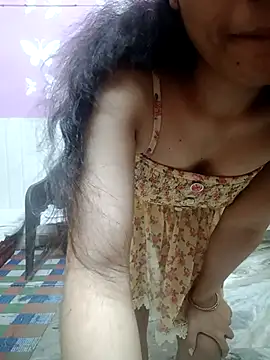 Aaradhna-00 nude live chat in sexy room