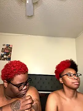 AJsPlayhouse nude live chat in sexy room