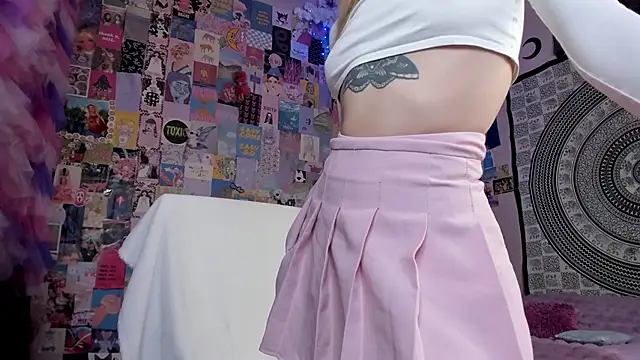 AlishaVei nude live chat in sexy room