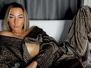 BlakeWow nude in hot sex Live chat
