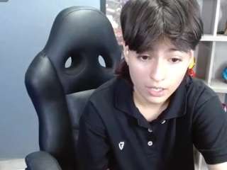 BryceEvans nude in hot sex Live chat