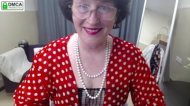 Canjena nude live chat in sexy room