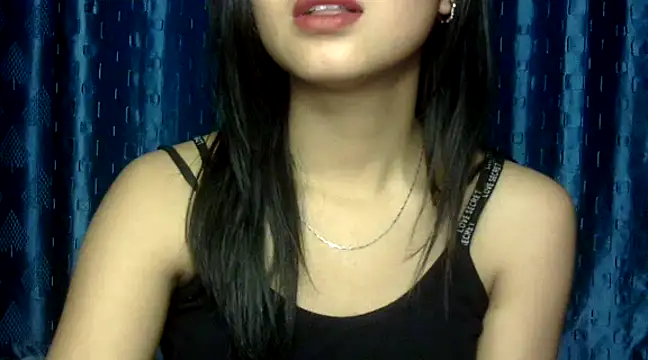 Cute_sapna nude live chat in sexy room