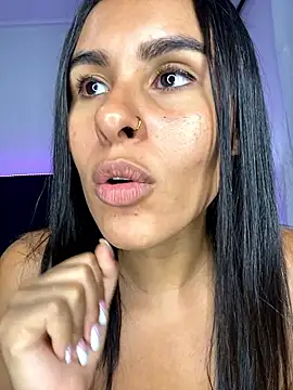 DannaRayX nude live chat in sexy room