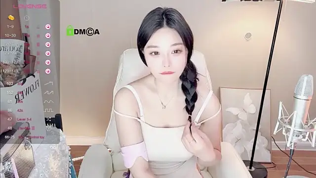 Dlen-babe nude live chat in sexy room