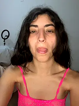 FrenchBeauy nude live chat in sexy room