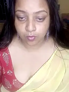 Hot-priya nude live chat in sexy room