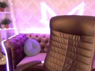 KiraLoveeS nude in hot sex Live chat