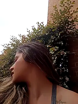 Maliciaworld nude live chat in sexy room