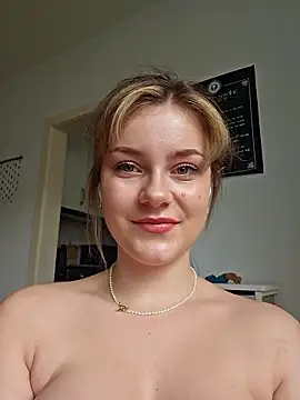 MaribelRiver nude live chat in sexy room