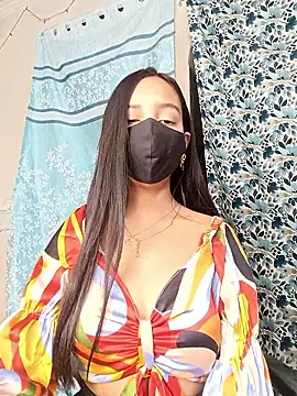 Parinaaz18 nude live chat in sexy room