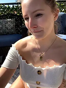 RnRBlock nude live chat in sexy room