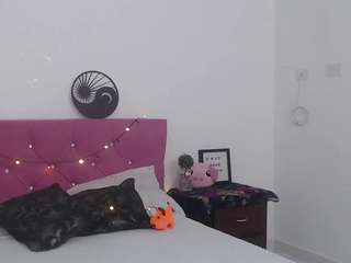 SarahHyaline nude in hot sex Live chat