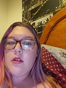 Sexycurvyj nude live chat in sexy room