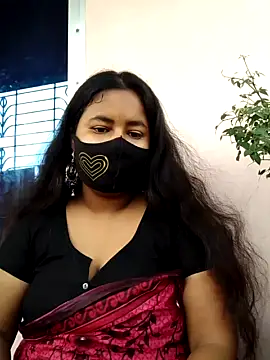 Shreya-Dotto nude live chat in sexy room