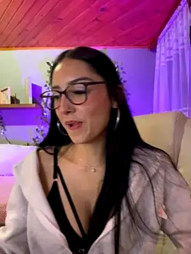Sofiaa_ph nude live chat in sexy room