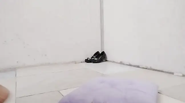Sophie2k2 nude live chat in sexy room