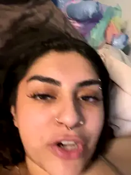 ThickerThanYoBitch nude live chat in sexy room
