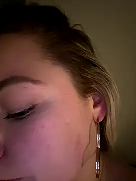 ToniVice nude live chat in sexy room