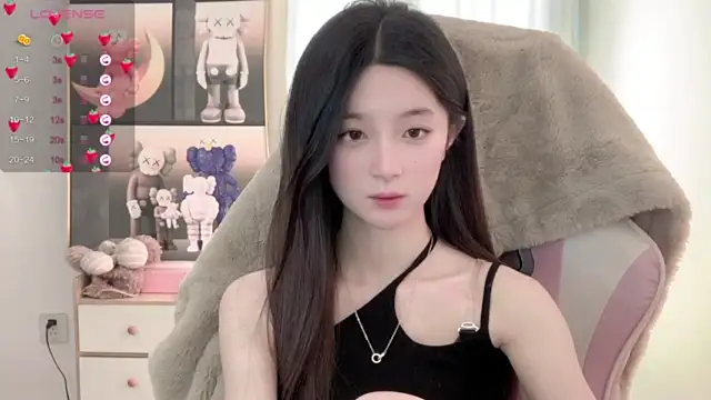 Uu-520 nude live chat in sexy room