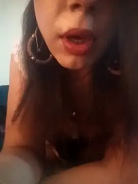 XxJuicyArabianSquirtXx nude live chat in sexy room