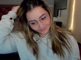 Arianna-18 nude in hot sex Live chat