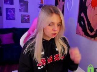 Camilla-Diaz nude in hot sex Live chat