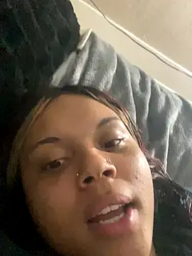 Cinderwetta nude live chat in sexy room