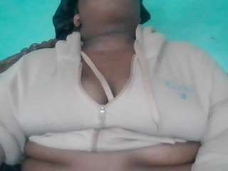dondivaniquex3 nude in hot sex Live chat
